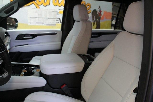 new 2025 Chevrolet Suburban car, priced at $75,222