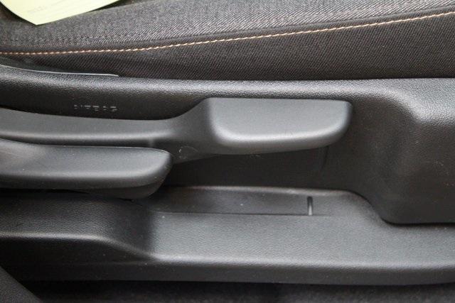 used 2022 Chevrolet Equinox car, priced at $23,900