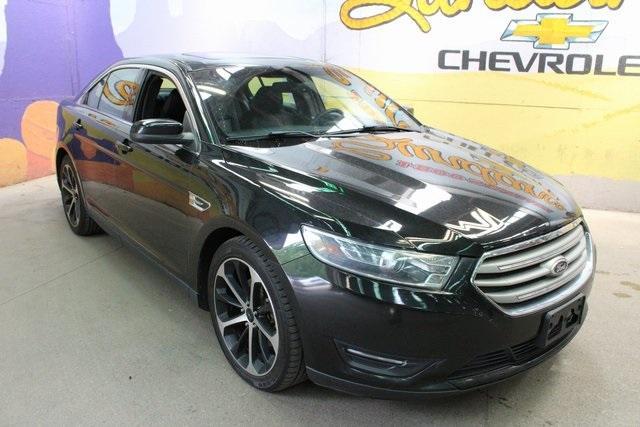 used 2015 Ford Taurus car