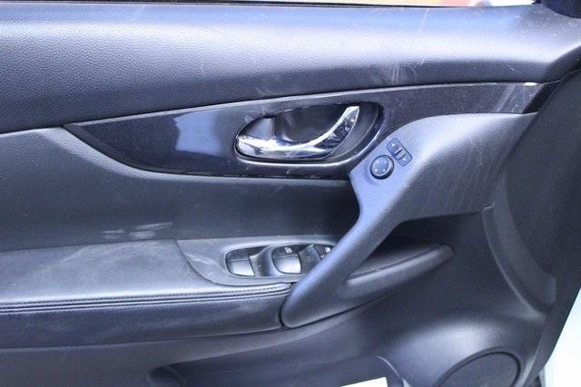 used 2017 Nissan Rogue car, priced at $10,900