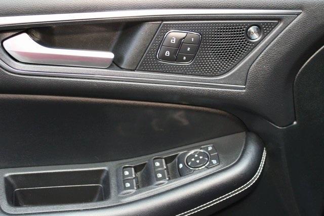 used 2022 Ford Edge car, priced at $32,900