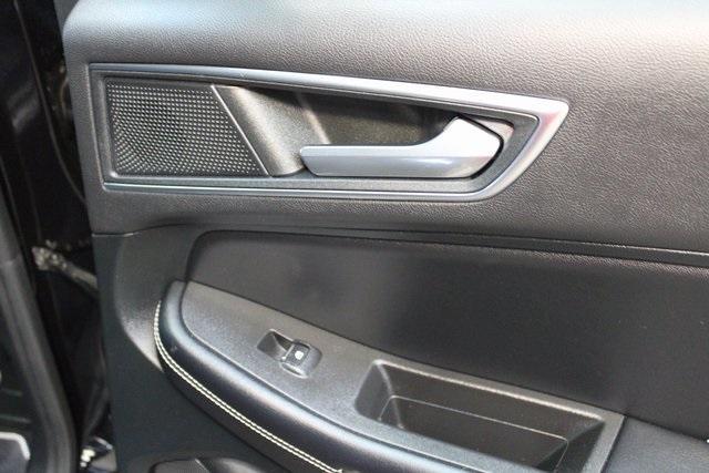 used 2022 Ford Edge car, priced at $32,900