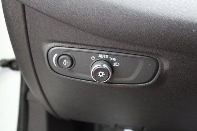used 2022 Chevrolet Equinox car, priced at $22,300