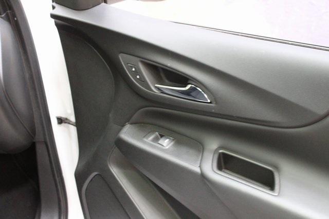 used 2022 Chevrolet Equinox car, priced at $22,300