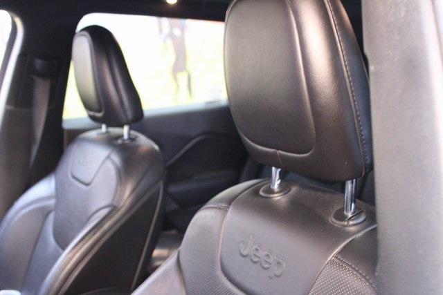 used 2021 Jeep Cherokee car, priced at $18,900