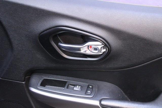 used 2021 Jeep Cherokee car, priced at $18,900