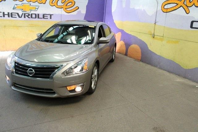 used 2014 Nissan Altima car, priced at $8,900