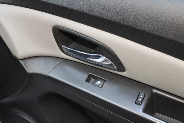 used 2016 Chevrolet Cruze Limited car, priced at $8,800