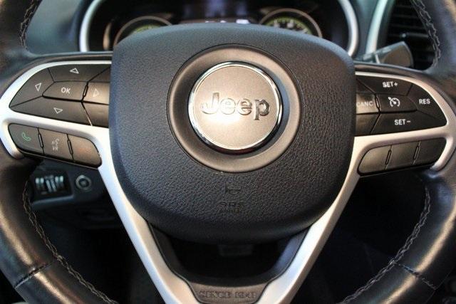 used 2015 Jeep Cherokee car, priced at $15,900
