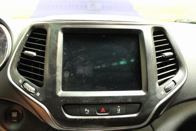 used 2021 Jeep Cherokee car, priced at $26,900