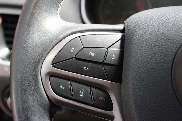 used 2021 Jeep Cherokee car, priced at $26,900