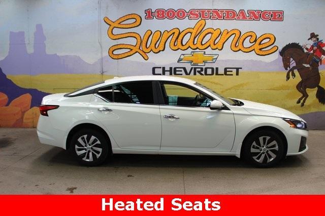 used 2023 Nissan Altima car, priced at $22,900