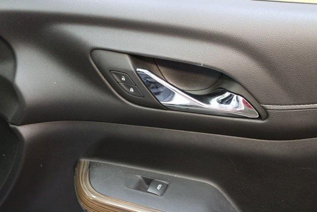 used 2023 GMC Acadia car, priced at $35,300