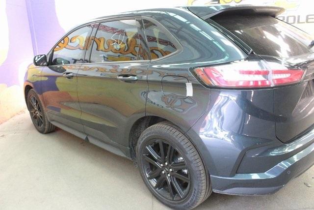 used 2024 Ford Edge car, priced at $34,900