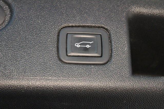 used 2021 Chevrolet Equinox car, priced at $24,500