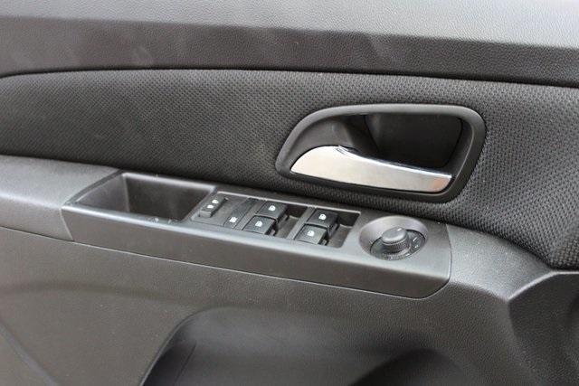 used 2015 Chevrolet Cruze car, priced at $10,900