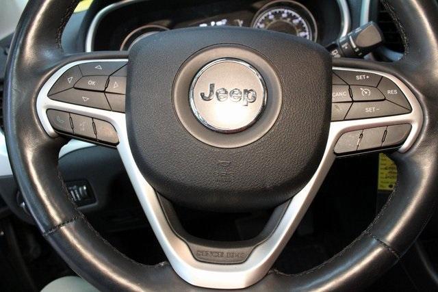 used 2014 Jeep Cherokee car, priced at $15,900