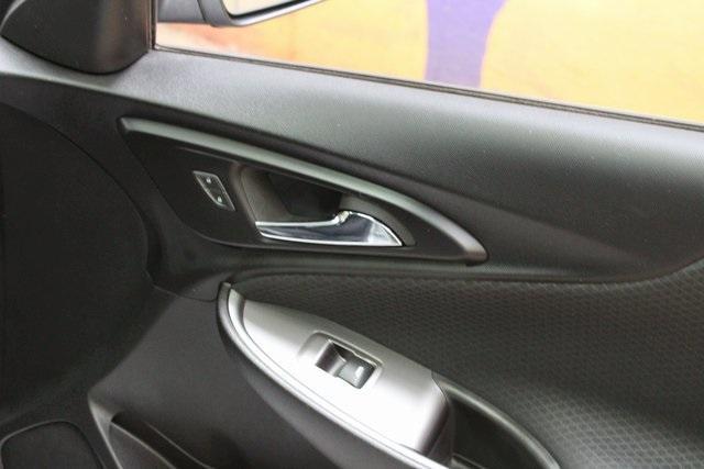 used 2017 Chevrolet Malibu car, priced at $15,300
