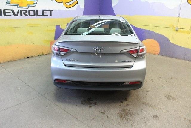 used 2016 Hyundai Sonata Hybrid car