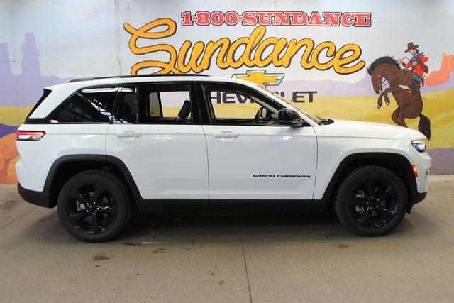 used 2023 Jeep Grand Cherokee car, priced at $29,500