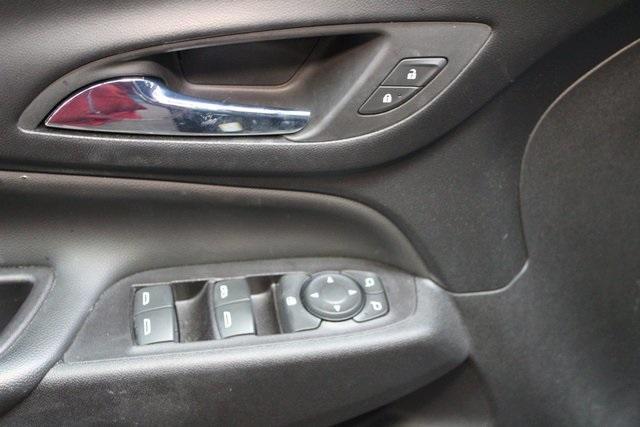 used 2022 Chevrolet Equinox car, priced at $22,900