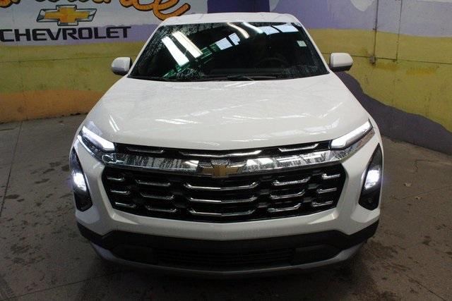 new 2025 Chevrolet Equinox car, priced at $30,668