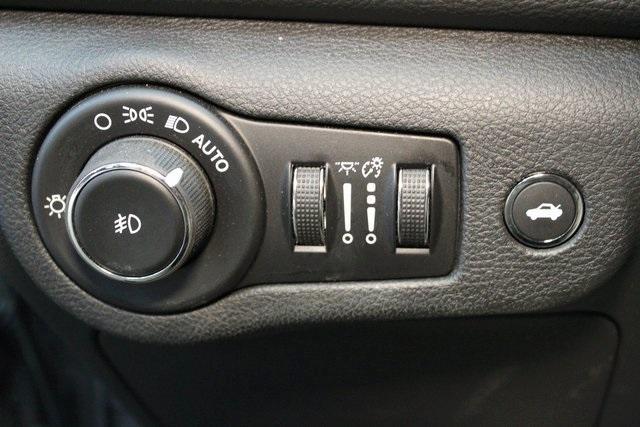 used 2015 Chrysler 200 car, priced at $13,900
