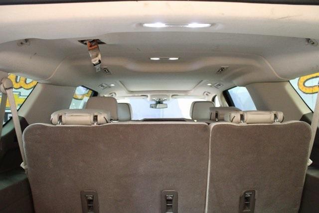 used 2022 GMC Yukon XL car, priced at $59,900