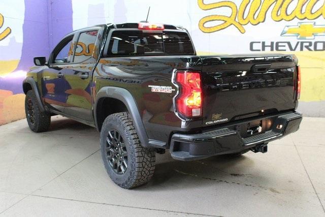 new 2025 Chevrolet Colorado car, priced at $40,297