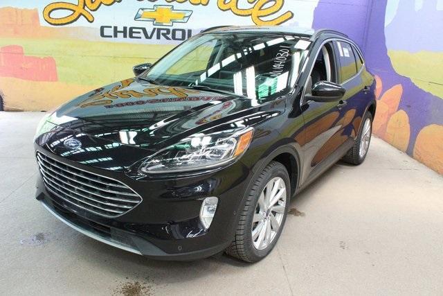 used 2022 Ford Escape car, priced at $24,900