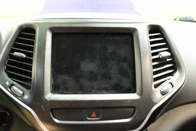 used 2019 Jeep Cherokee car, priced at $16,900