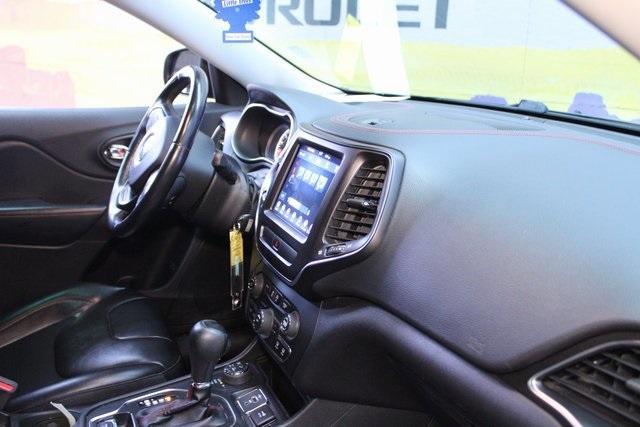 used 2020 Jeep Cherokee car, priced at $18,300