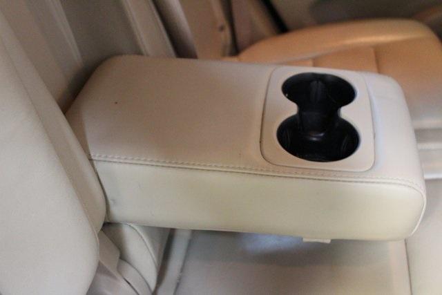 used 2015 Jeep Grand Cherokee car, priced at $14,900