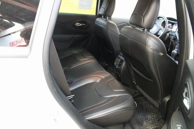 used 2020 Jeep Cherokee car, priced at $25,500