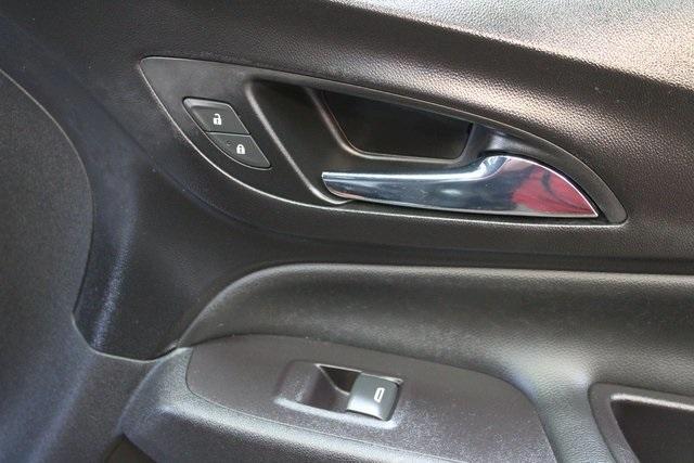 used 2021 Chevrolet Equinox car, priced at $21,900