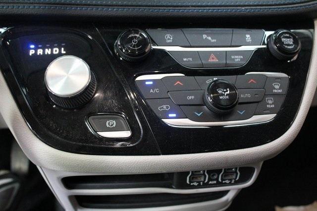 used 2021 Chrysler Pacifica car, priced at $15,500