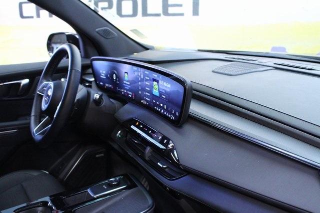 used 2025 Buick Enclave car, priced at $43,900