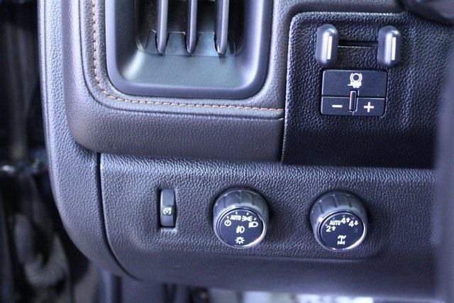 used 2022 GMC Canyon car, priced at $35,900