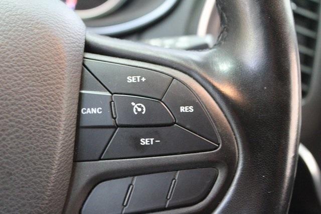 used 2020 Jeep Cherokee car, priced at $22,900