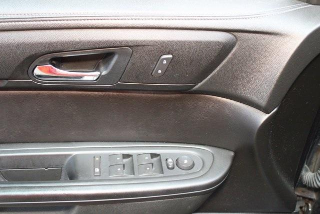 used 2015 Chevrolet Traverse car, priced at $7,900