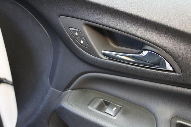 used 2024 Chevrolet Equinox car, priced at $26,900
