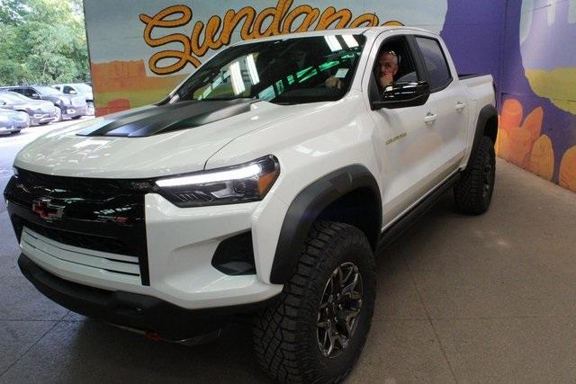 new 2024 Chevrolet Colorado car, priced at $45,910