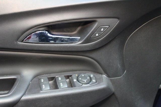 used 2022 Chevrolet Equinox car, priced at $20,900