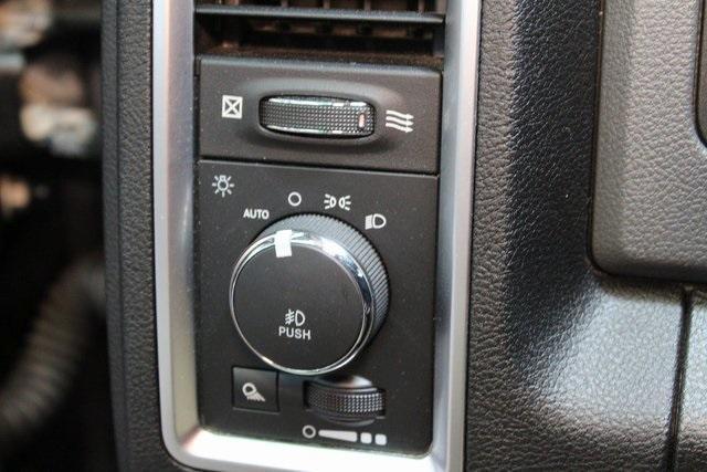 used 2019 Ram 1500 Classic car, priced at $29,900