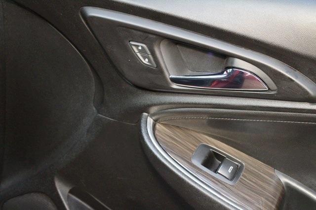 used 2019 Chevrolet Malibu car, priced at $13,900