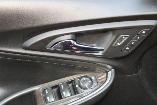 used 2019 Chevrolet Malibu car, priced at $13,900