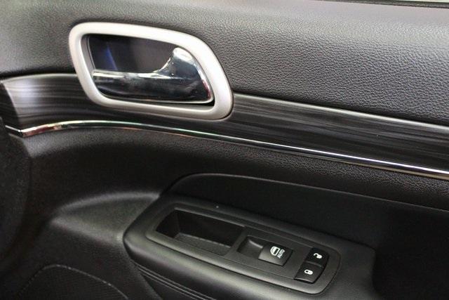 used 2021 Jeep Grand Cherokee car, priced at $26,300