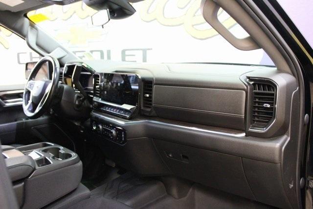 used 2022 Chevrolet Silverado 1500 car, priced at $40,900