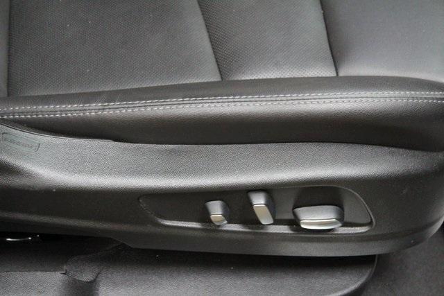 used 2020 Cadillac XT5 car, priced at $29,900
