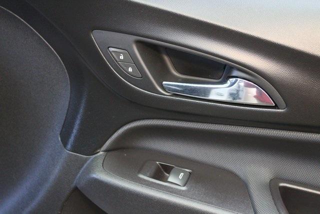used 2022 Chevrolet Equinox car, priced at $25,900